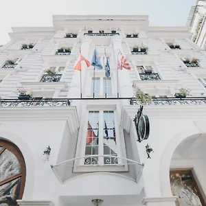 Lot Boutique By And Preference Albánia