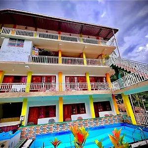 Adams Peak Grand 4* Nallathanniya