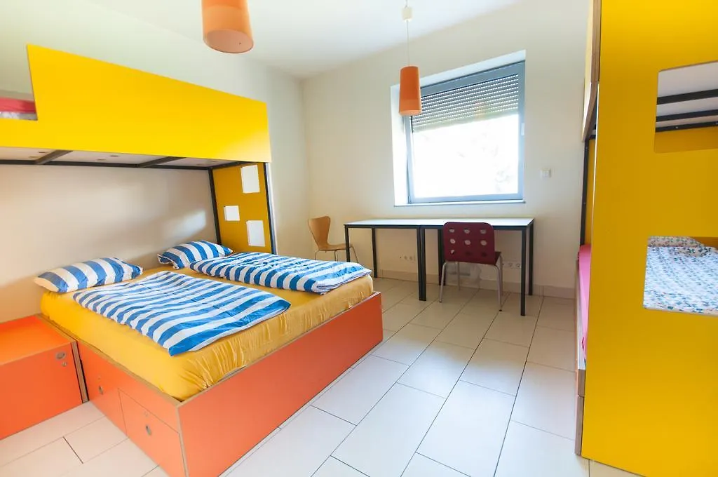 Simbol Rooms With Free Private Parking ليوبليانا بيت شباب