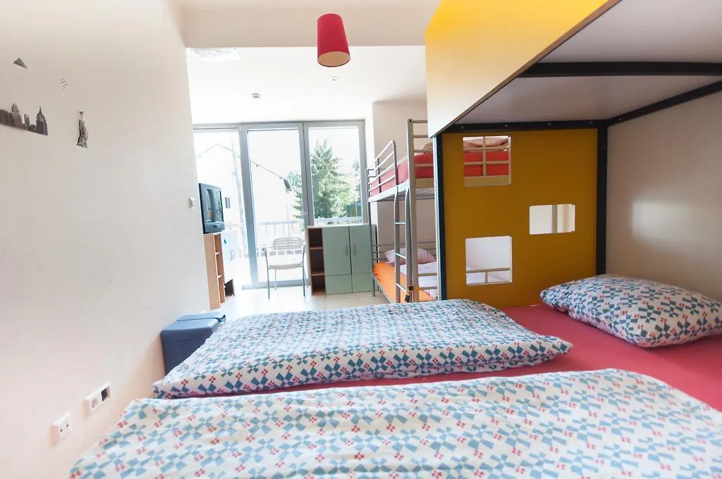 Simbol Rooms With Free Private Parking ليوبليانا