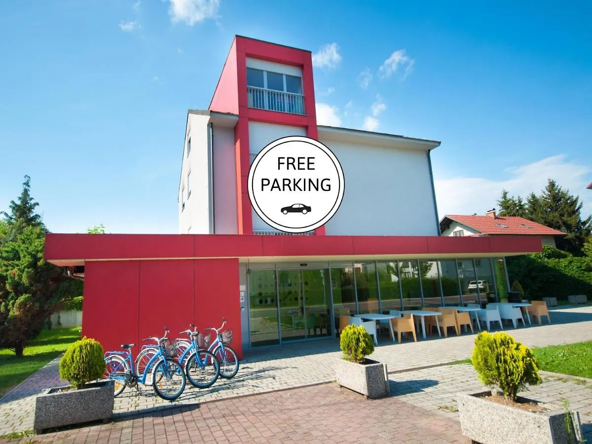 Simbol Rooms With Free Private Parking Laibach