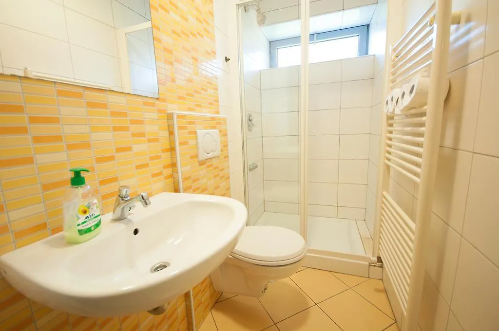 Simbol Rooms With Free Private Parking Laibach