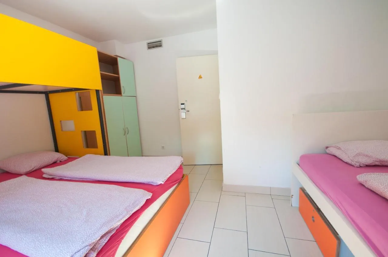 Simbol Rooms With Free Private Parking Laibach
