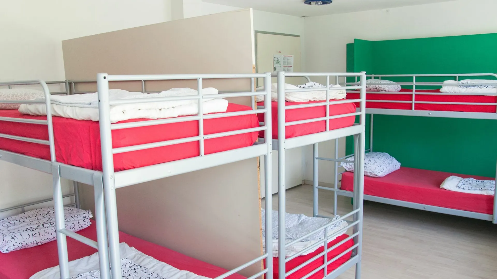 Hostel Simbol Rooms With Free Private Parking Laibach Slowenien